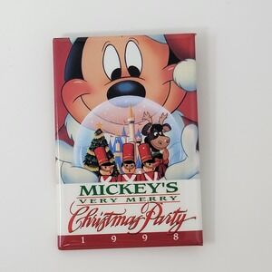 Mickey's Very Merry Christmas Party 1998 Souvenir Button Pin Walt Disney World